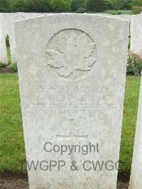 Etaples Military Cemetery - Fleming, James